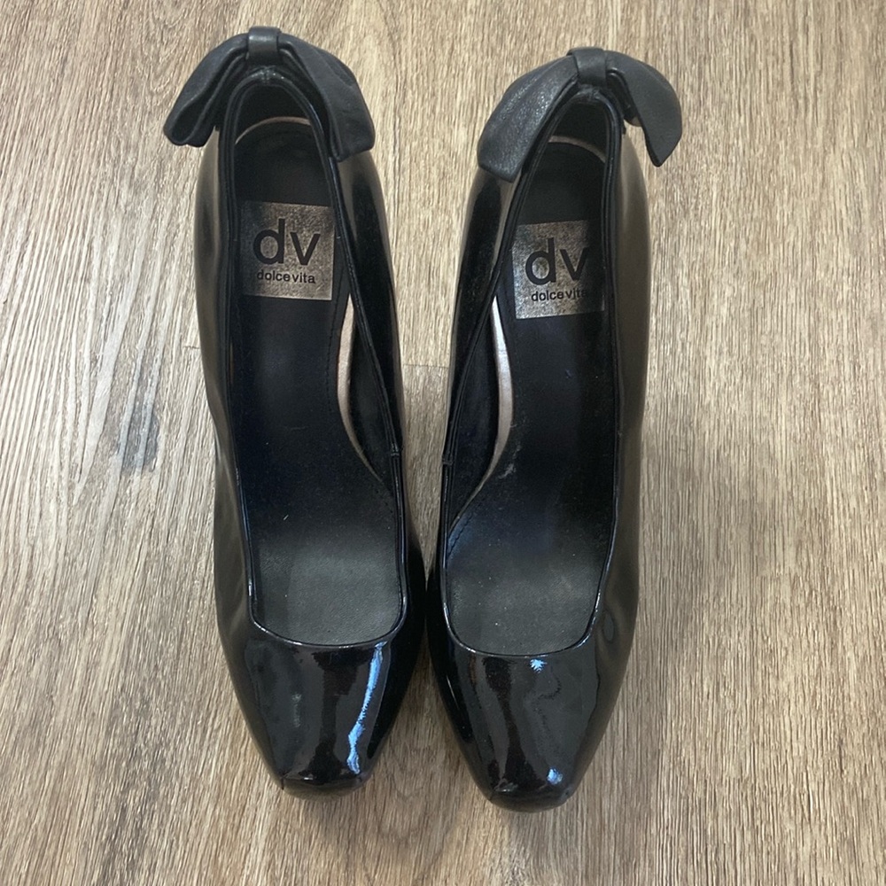Women’s shoes